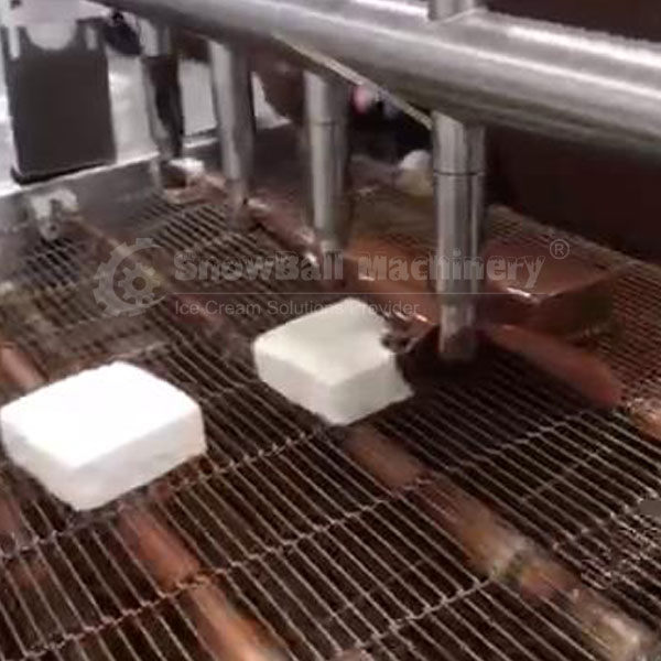 Fabricadora de barrita de helados bañado con chocolate